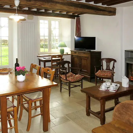 Ferienhaus St Sauveur Le Vicomte 100s